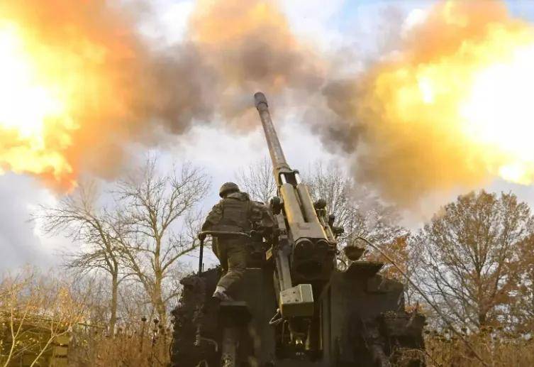 烏軍高層披露：俄軍傷亡突破70萬！80枚炮彈狂炸俄本土，烏10萬精銳猛攻俄防線