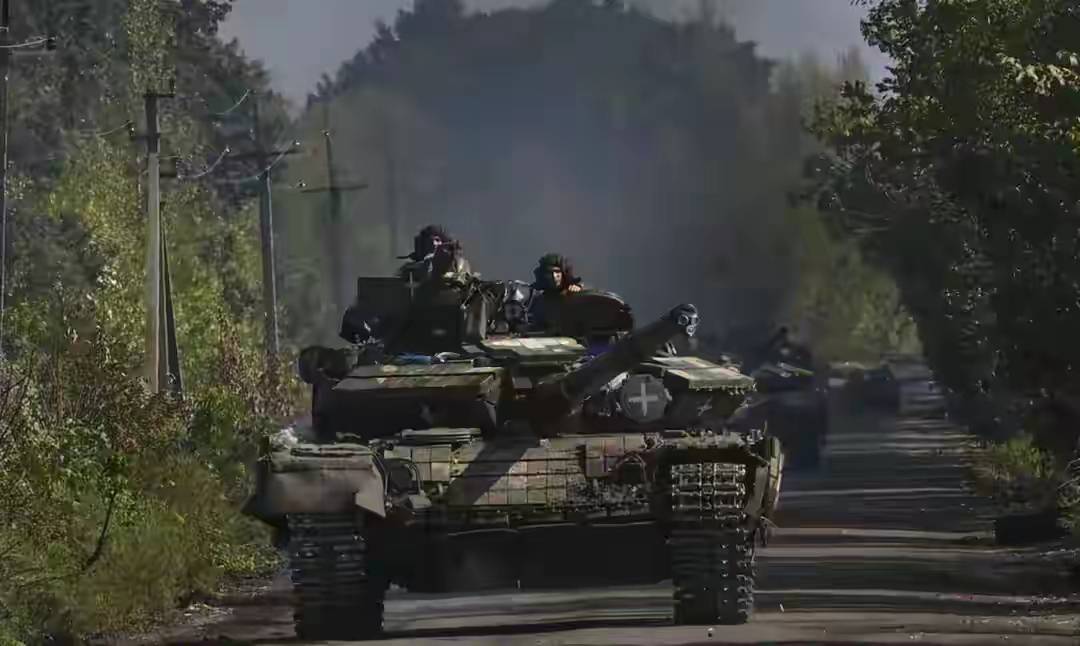 鬧大了！朝鮮軍隊(duì)突襲烏克蘭，中方收到求救信號(hào)，幫還是不幫？